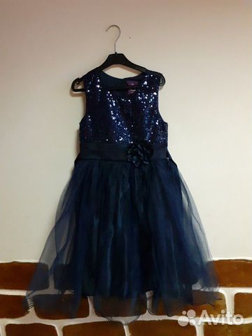 Платья нарядные