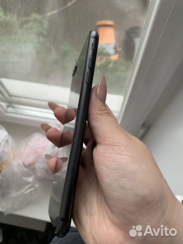 Телефон iPhone