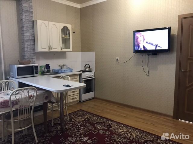 2-к квартира, 58 м², 3/6 эт.