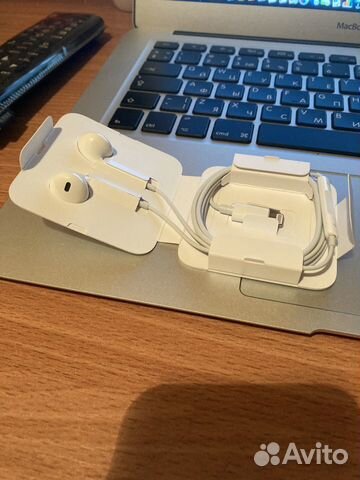 Проводные наушники iPhone, новые Проводные наушники iPhone, новые