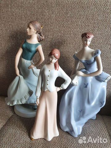 Фарфоровая статуэтка Танцовшица Royal Dux