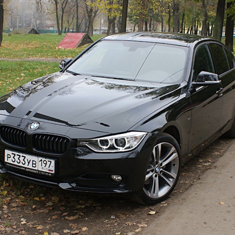 Бмв ф30 рестайлинг. БМВ 3 ф30 черная. BMW f30 черная. BMW 3 ф30 Рестайлинг. БМВ 3 ф30 черная тонированная.