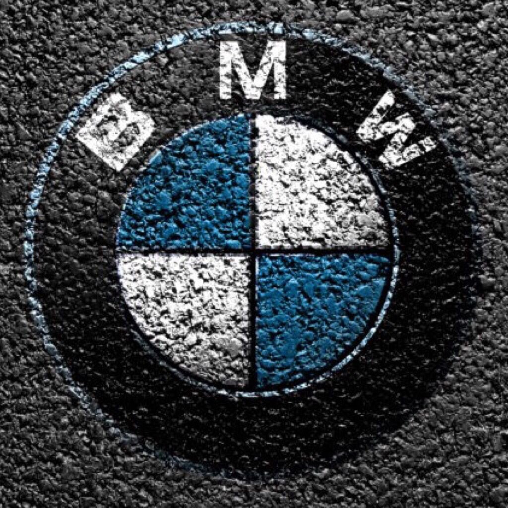 Нарисовать значок bmw