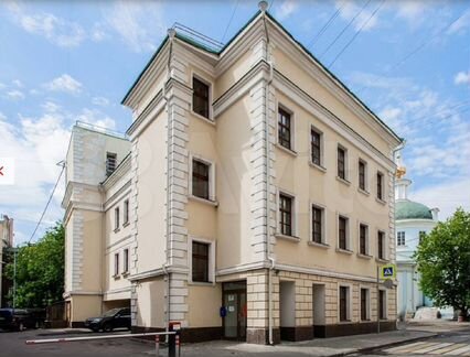 Аренда офисного особняка на Большом Лёвшинском пер