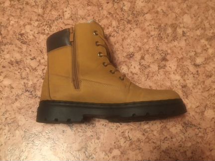 Ботинки зимнее размер 39