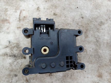 Сервопривод печки Mazda 3 bk