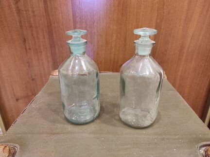 Склянка лабораторная