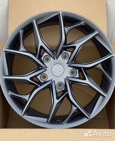 Диски R19 5x114.3 DX 800 Lexus
