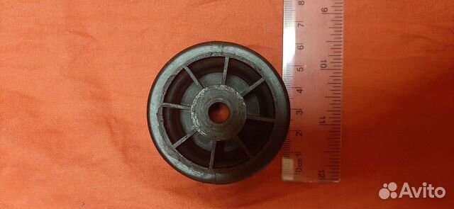 Ролик для тренажеров рокет