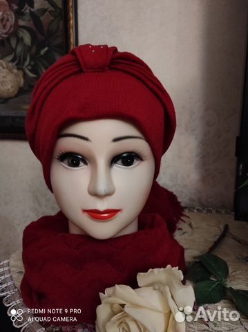 Женская шапка-чалма красная