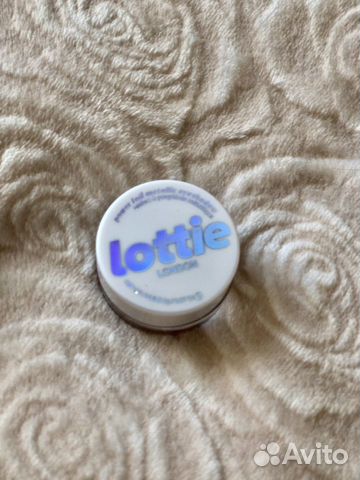 Тени для век Power Foul от Lottle