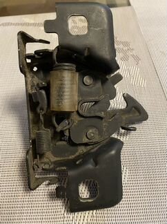 Замок капота Рено логан 2