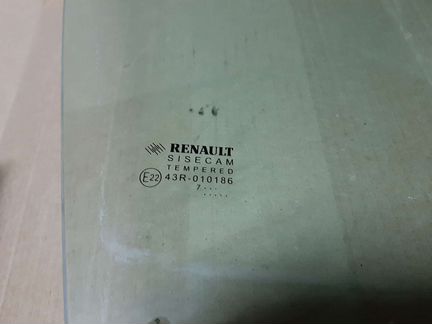 Renault Logan2 стекло двери