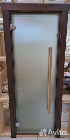 Дверь стеклянная в баню, сауну