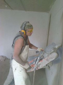 Алмазная резка проёмов и бетона без пыли до 40-см