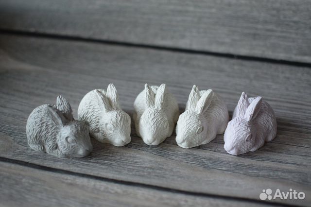 Фигурки и изделия из гипса