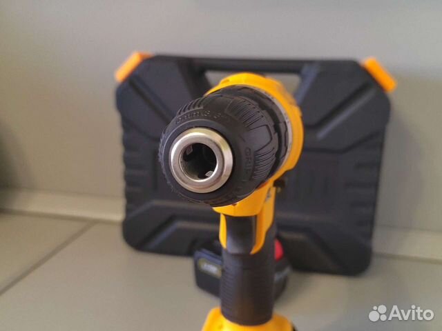 Аккумуляторная дрель шуруповерт DeWalt 21v