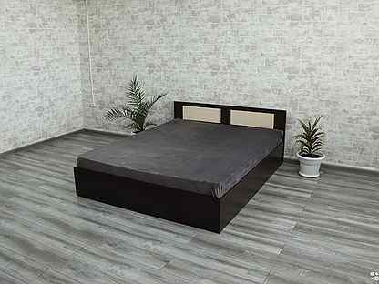 Продам Кровать с матрасом 180x200