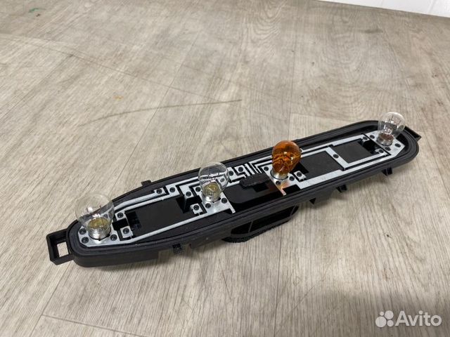 Фонарь задний Peugeot Partner 2008 2009 2010 2011