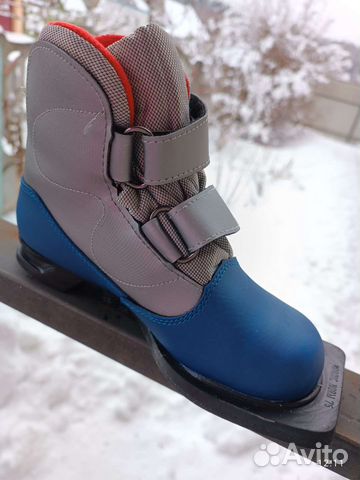 Лыжные ботинки