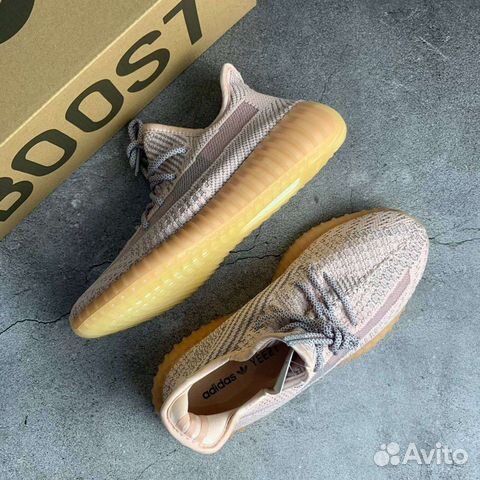 Кроссовки yeezy