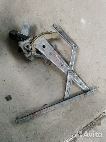 Стеклоподъемник задний левый Nissan Fuga Y50