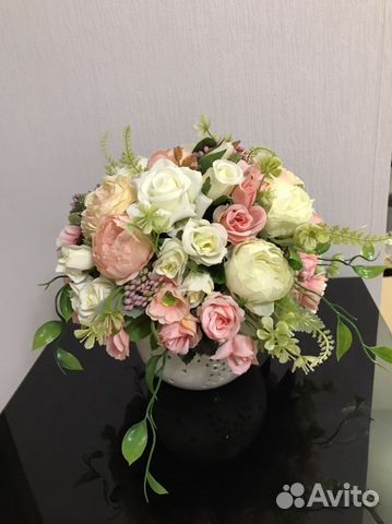 Композиции из искусственных цветов