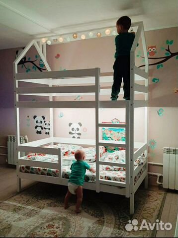 Детская двухярусная кровать Домик
