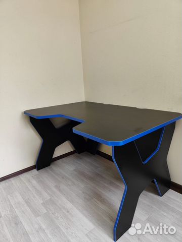 Компьютерный стол новый