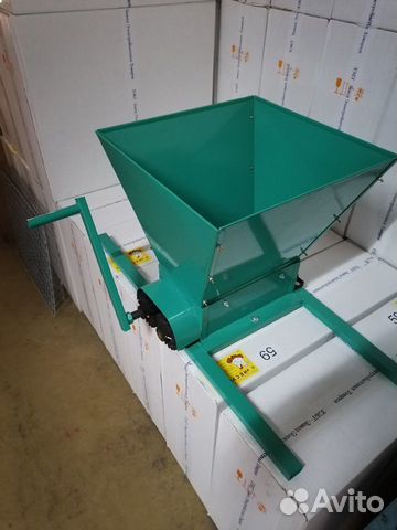 Давилка для винограда и фруктов