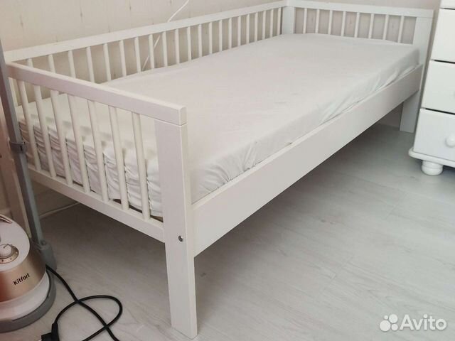 Детская деревянная белая кровать 70 х 160