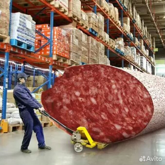 Грузчик на склад готовой продукции. Комплектовщик на склад. Грузчик на склад. Продуктовый склад. Грузчик на мясокомбинат.
