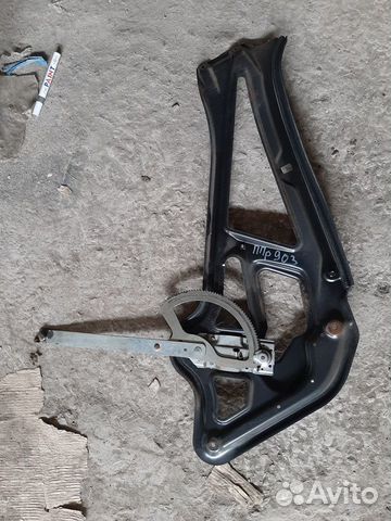 Стеклоподъемник правый Мерседес Спринтер 903