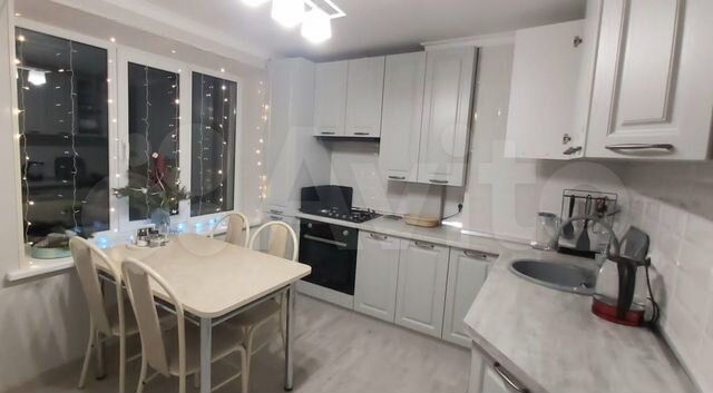 2-к. квартира, 60 м², 3/5 эт.