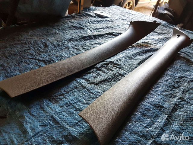 Пластик накладка передней стойки Renault Logan 1