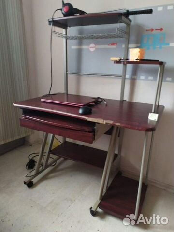 Компьютерный стол