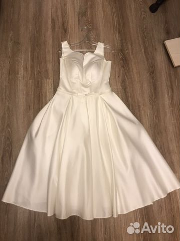 Платье свадебное атласное миди