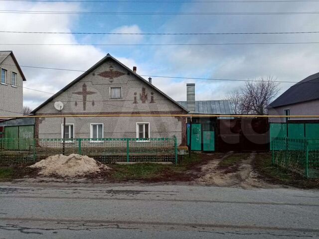Дом 92,4 м² на участке 32 сот.