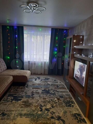 3-к. квартира, 65 м², 1/9 эт.