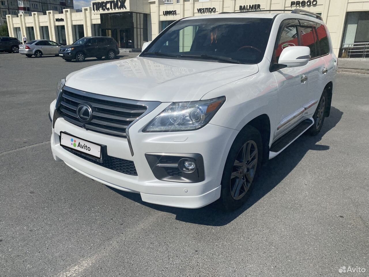 Lexus LX 570 2014 Р±РµР»С‹Р№