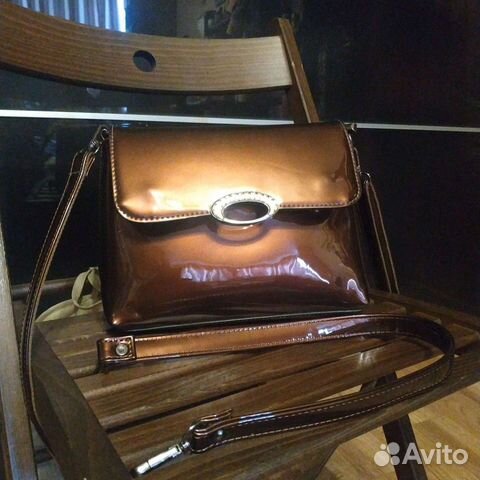 Сумка женская лакированная