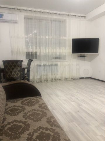 2-к. квартира, 60 м², 4/7 эт.