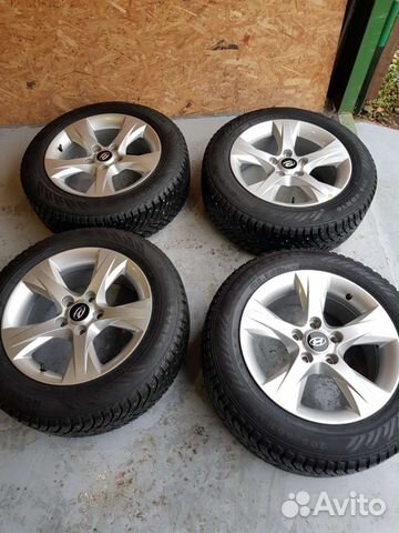 Колеса новые Nokian 205/60/r16 зимние шип