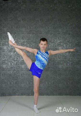 Костюм для спортивной гимнастики с шортами