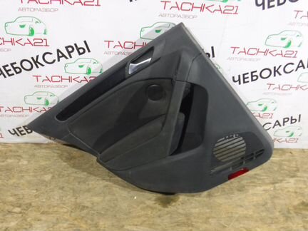 Обшивка задней левой двери VW Golf 6 (2009-2012)