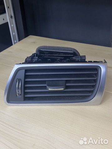 Дефлектор обдува передний правый Audi