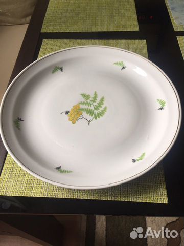 Блюдо большое в отличнлм состоянии