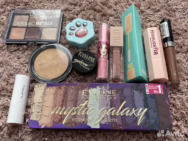 Набор косметики пакетом