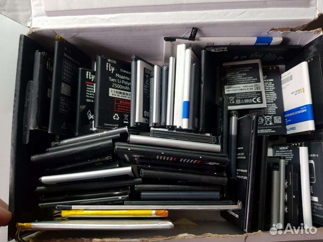 Б/у аккумуляторы батареи от различных телефонов