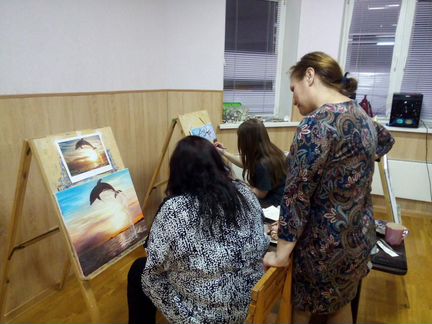 Ведущий мастер классов по живописи.Художник